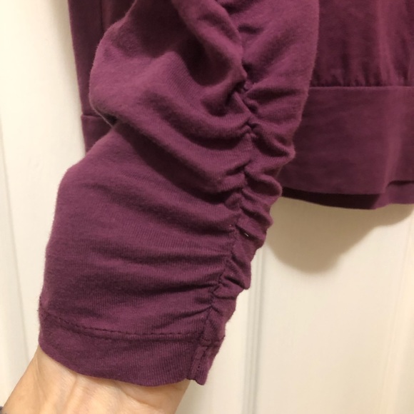 ☀️ Esprit Cowl Neck Long Sleeve Top Size Medium in Purple - Picture 3 of 8
